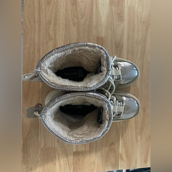 *SOLD* Aviva Leather Cream Tan and Bronze Snow Winter Moon Boots - Picture 4 of 4